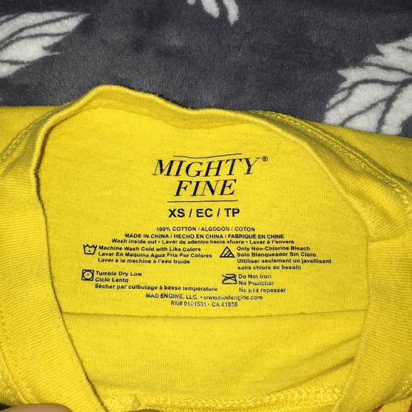 Mighty Fine Tee Target Yellow Daisy T-Shirt - Picture 7 of 9